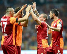 G.Saray'ın yıldızları birbirine girdi