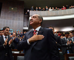 "Türküm demekle Türk olunmaz"