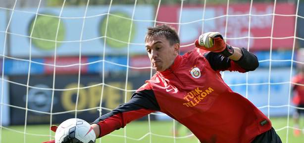 Muslera'ya sağlam yedek aranıyor