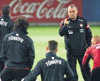 Terim’den takıma moral