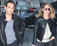 Ağzını bıçak açmıyor