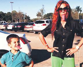 Dünyaya dil çıkardı