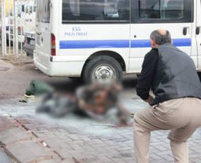 Emniyetin önünde kendini yaktı