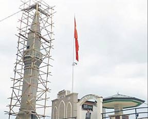 6 kişiye 25 metrelik minare