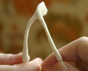 'Lades oynamak caiz değildir'