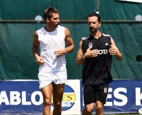 Filip Holosko görev başına