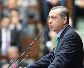 "Siyasi simgedir demek cehalettir"