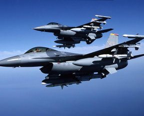 'İsrail Rus füzelerini vurdu'