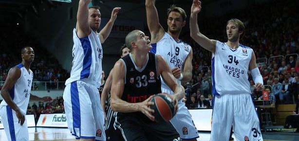 Anadolu Efes sonunu getiremedi!