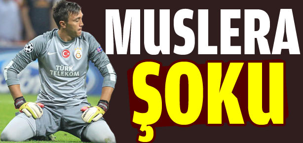 G.Saray'da Muslera şoku!