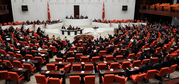 Başörtüsünden sonra şimdi de...