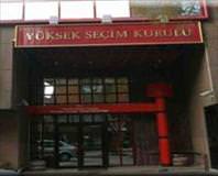 YSK önünde patlama