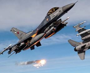 Türk F-16’larına taciz