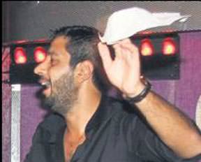 İnkara devam ettiler