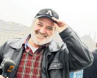 Usta gazeteci hayatını kaybetti