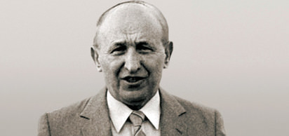 Bulgaristan devlet başkanı Todor Jivkov istifa etmek zorunda kaldı.