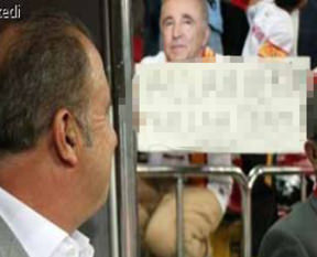 Terim'e şok pankart