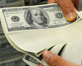 Dolar yeniden uçuşa geçti