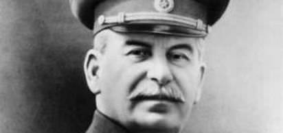 Sovyetler Birliği'nde Troçki, Komünist Parti'den çıkarıldı; Stalin başa geçti.
