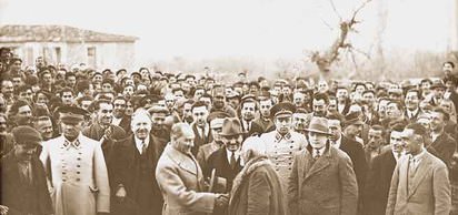 Milletler Cemiyeti'nin Cenevre'deki açılışına 41 ülkeden 5 bin temsilci katıldı.