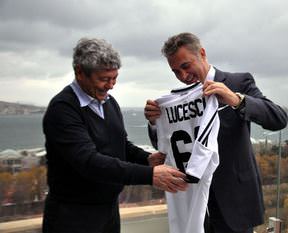 Luce ve Zago'ya forma verildi