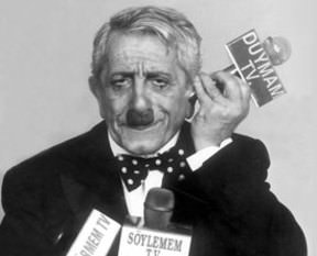 Ünlü isimlerden göz yaşartan tweetler