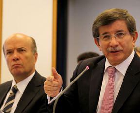 Davutoğlu: Sizi Allah'a havale ediyorum