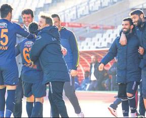 Belediye Demir’i 4 golle eritti