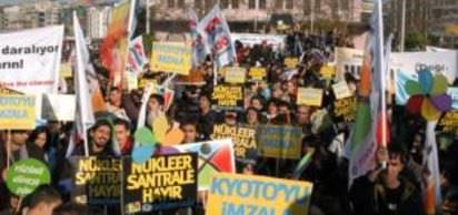 Küresel Isınmaya Hayır Mitingi yapıldı.