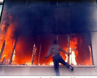 Canını kurtarmak için atladı