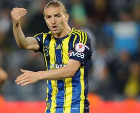 Caner Erkin kaza geçirdi