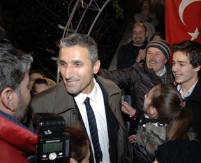 "Cemaat bana komplo kurdu"