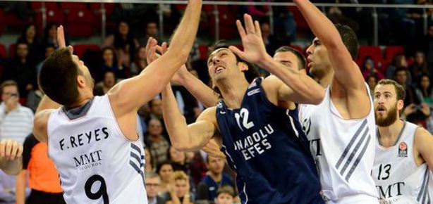 Zalgiris, Anadolu Efes’e çalıştı !