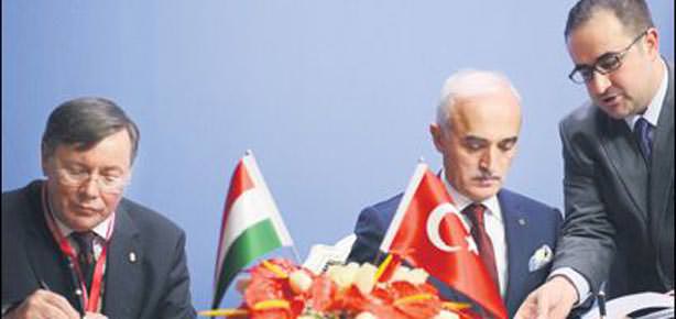 MÜSİAD'a vize kalktı