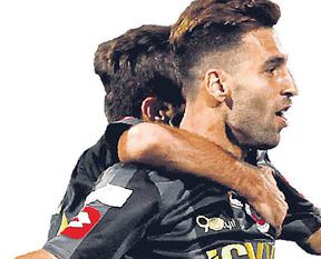 Fener transferde durmaz