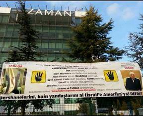 Zaman Gazetesi'nin önünde şoke eden eylem!