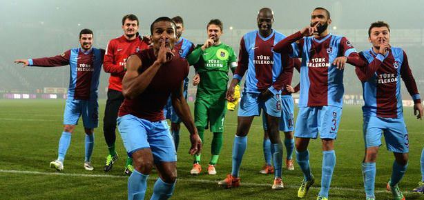 Trabzonspor, MP Antalyaspor ’u 2-1’le geçti