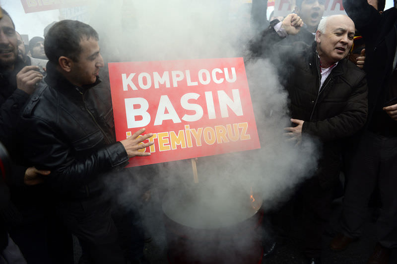 Zaman'a büyük protesto-4