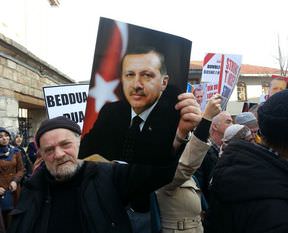 Saraybosna'dan Başbakan'a dualı destek