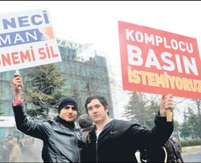 Dışarıya yalan içeriye falan