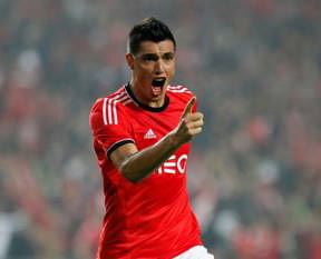 Trabzonspor'da favori Oscar Cardozo