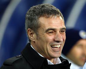 Yanal'dan Holmen ve Salih açıklaması