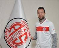 Giray Antalya’ya Kaçar