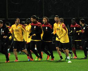 Cimbom Antalya'da ilk idmanını yaptı