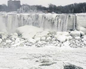 ’Niagara’ 103 yıl sonra dondu