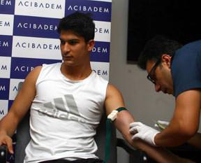 Necip Uysal'ın sakatlığı şok etti