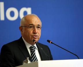 Anayasanın değişmesi şart