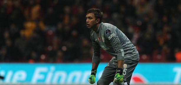 Muslera endişe yarattı