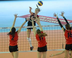 Voleybolda tur gecesi!