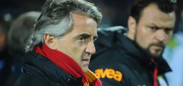 Beşiktaşlılar Cimbom'u üzüyor!